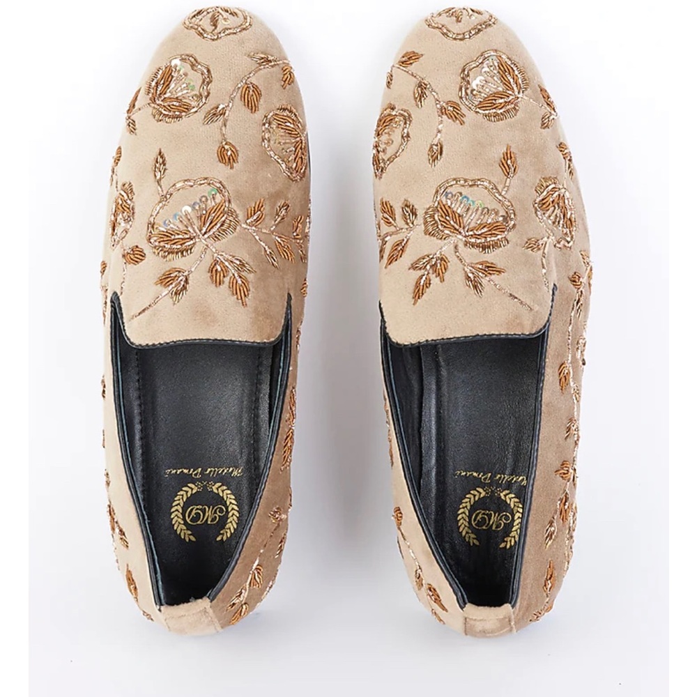 Modello Dolmani | Men’s Beige Handcrafted Slip-Ons